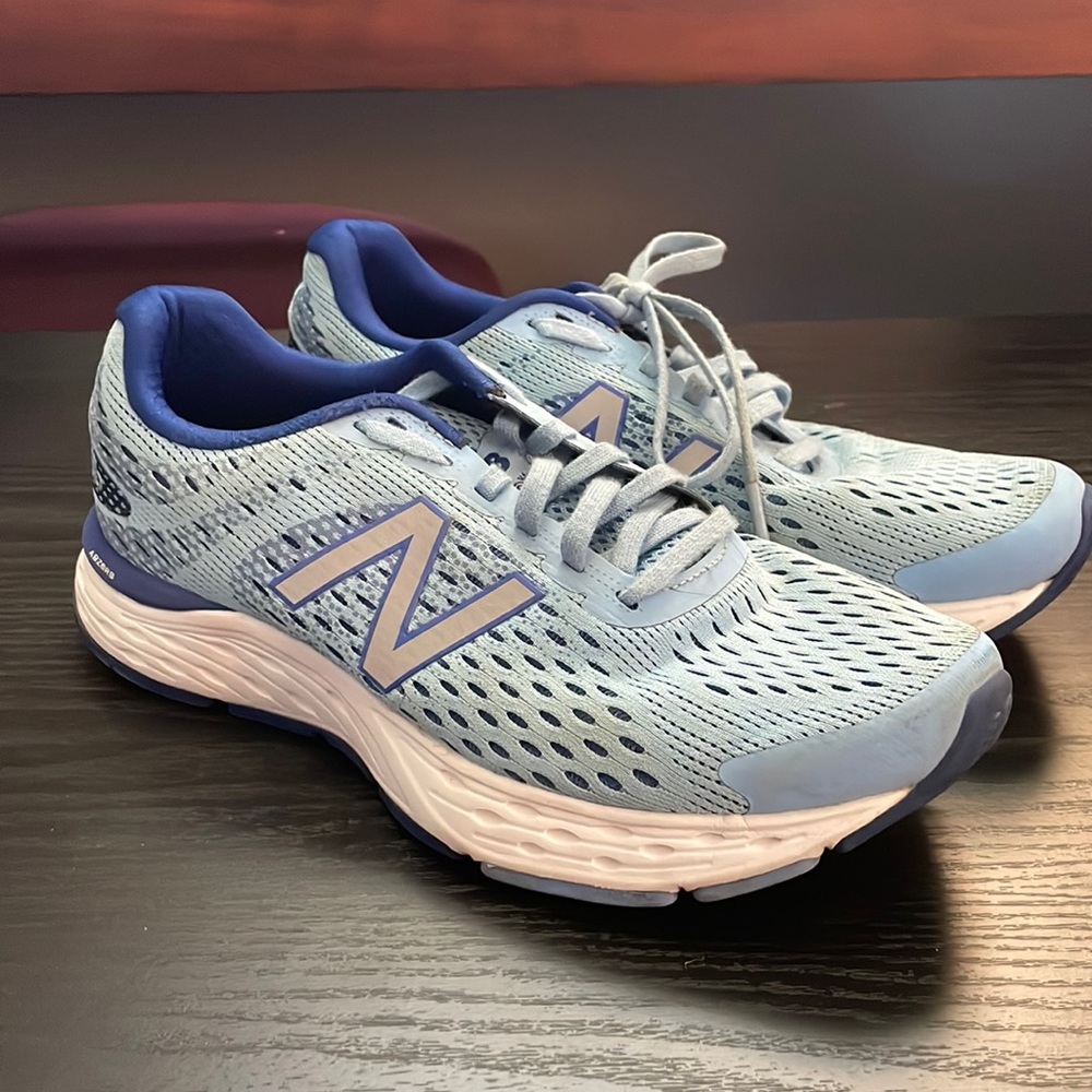 New Balance 680 size 8
